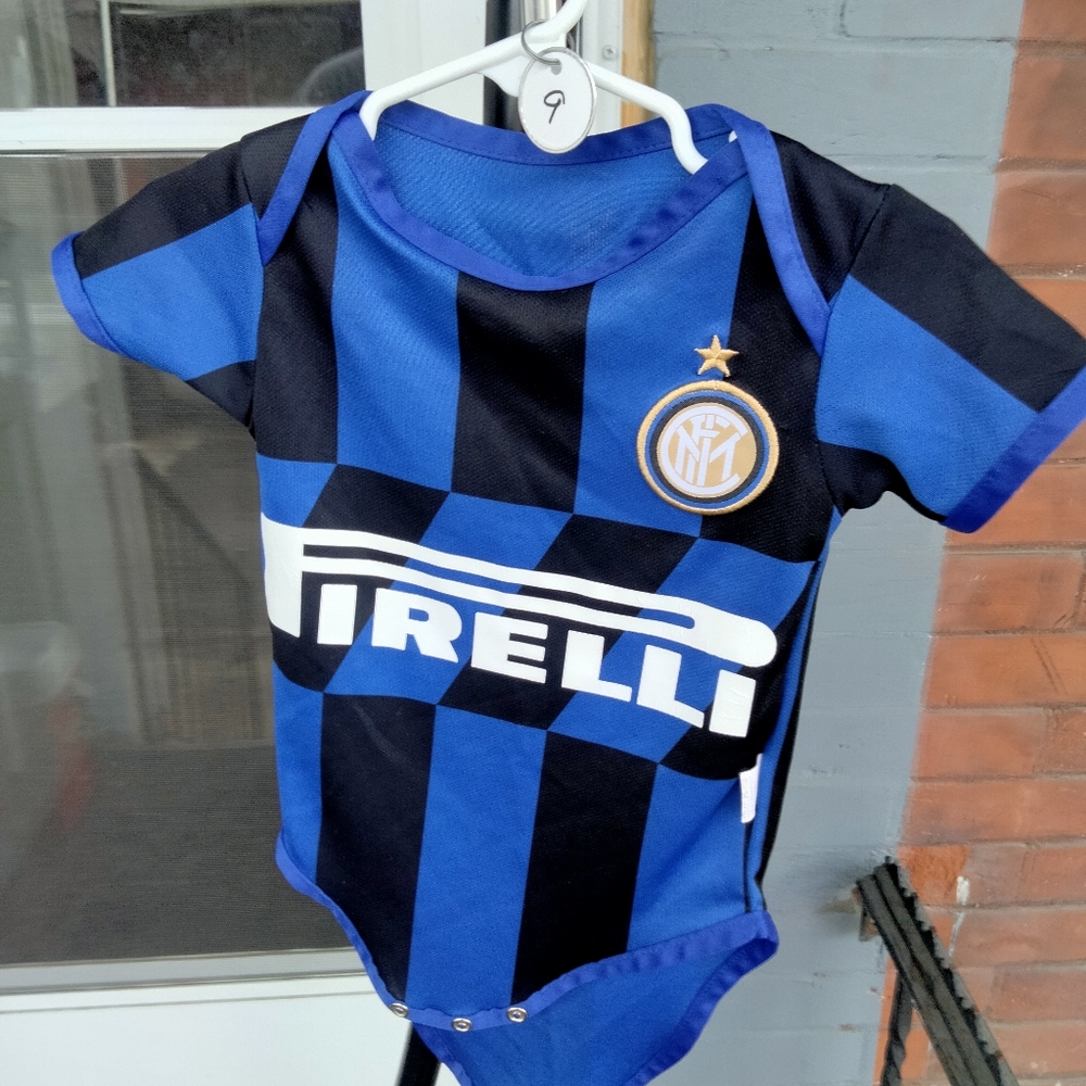 World soccer kids onesie pirlli